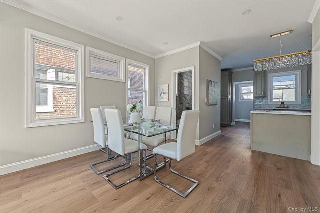 9431 239th Street, Floral Park, NY 11001