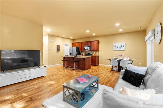 3028 183rd Place SE, Bothell, WA 98012