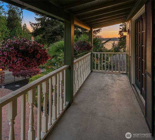 2640 SW 163rd Street, Burien, WA 98166