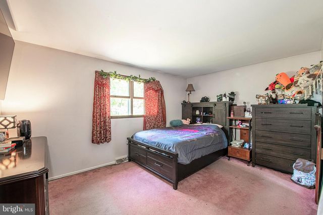 661 PACIFIC AVE, Atco, NJ 08004