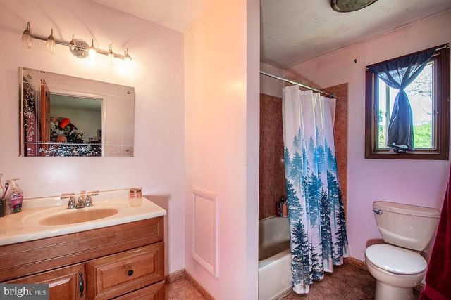 661 PACIFIC AVE, Atco, NJ 08004