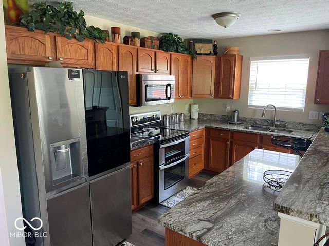 11652 High Grass Drive, Indianapolis, IN 46235