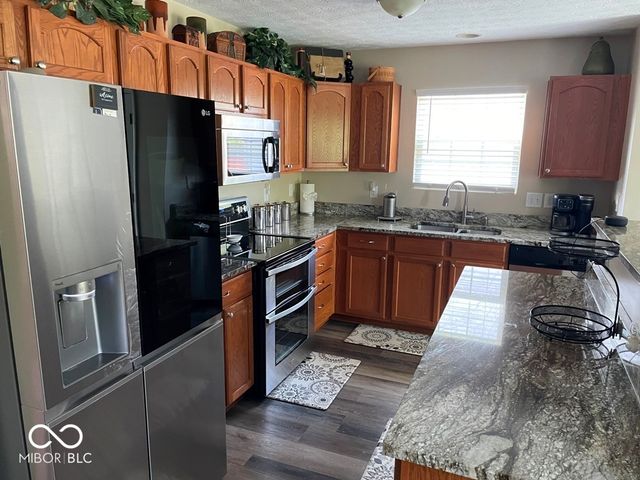 11652 High Grass Drive, Indianapolis, IN 46235