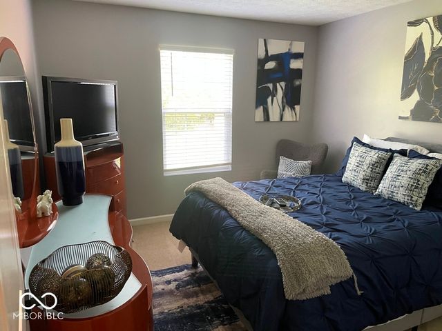 11652 High Grass Drive, Indianapolis, IN 46235