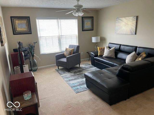 11652 High Grass Drive, Indianapolis, IN 46235