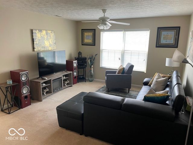 11652 High Grass Drive, Indianapolis, IN 46235