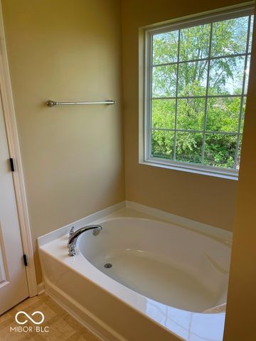 11652 High Grass Drive, Indianapolis, IN 46235