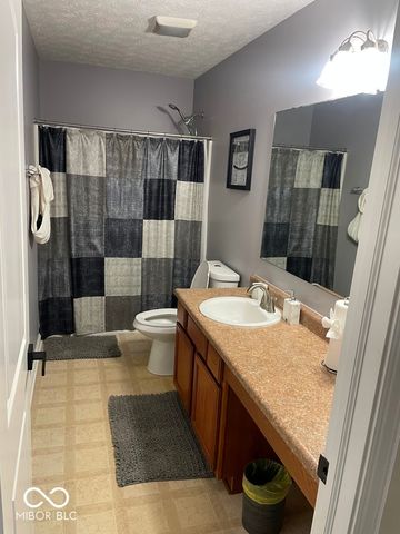 11652 High Grass Drive, Indianapolis, IN 46235