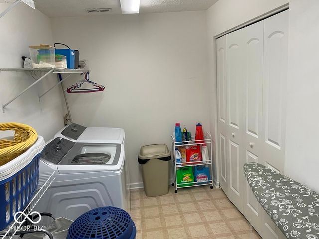 11652 High Grass Drive, Indianapolis, IN 46235