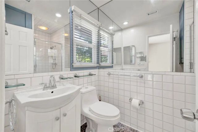 13916 Cohasset Street, Van Nuys, CA 91405