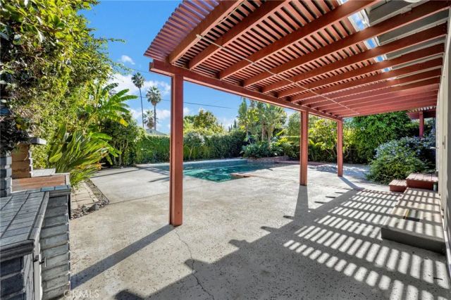 13916 Cohasset Street, Van Nuys, CA 91405