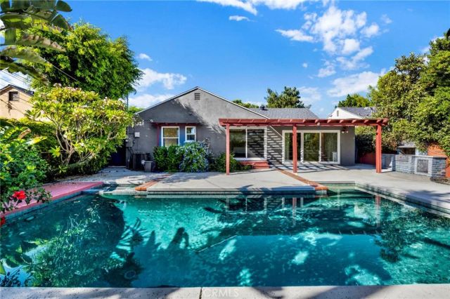 13916 Cohasset Street, Van Nuys, CA 91405