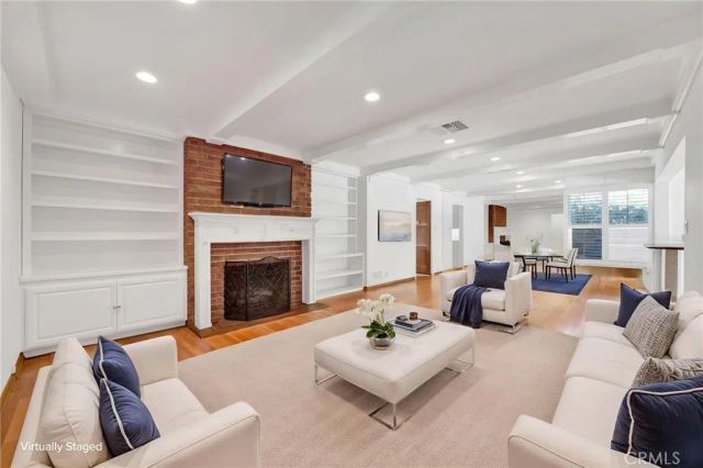 13916 Cohasset Street, Van Nuys, CA 91405