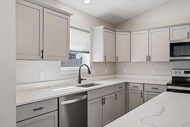 2075 Willow RUN, Reedsburg, WI 53959