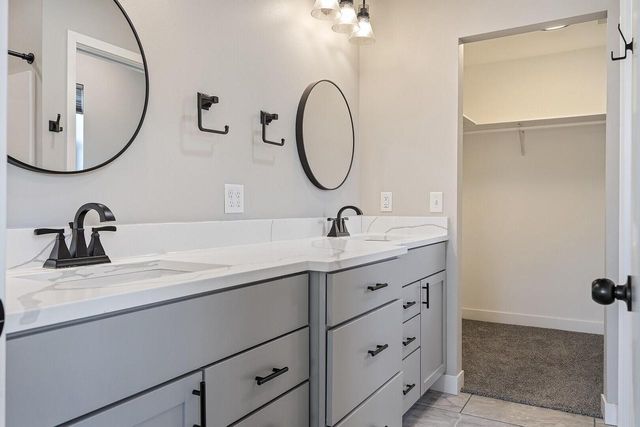 2075 Willow RUN, Reedsburg, WI 53959