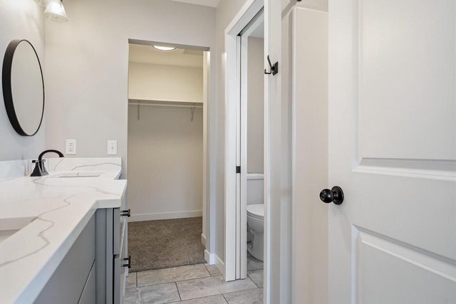 2075 Willow RUN, Reedsburg, WI 53959