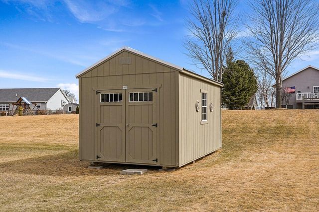 2075 Willow RUN, Reedsburg, WI 53959