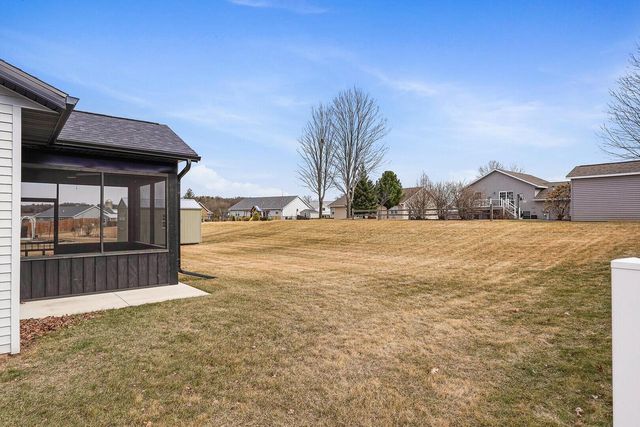 2075 Willow RUN, Reedsburg, WI 53959