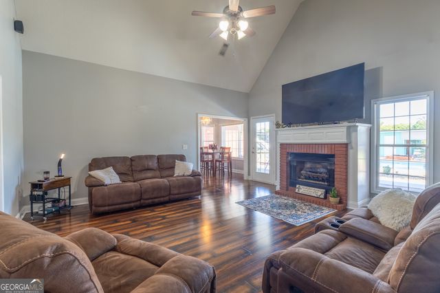 110 Westward Point, Kathleen, GA 31047