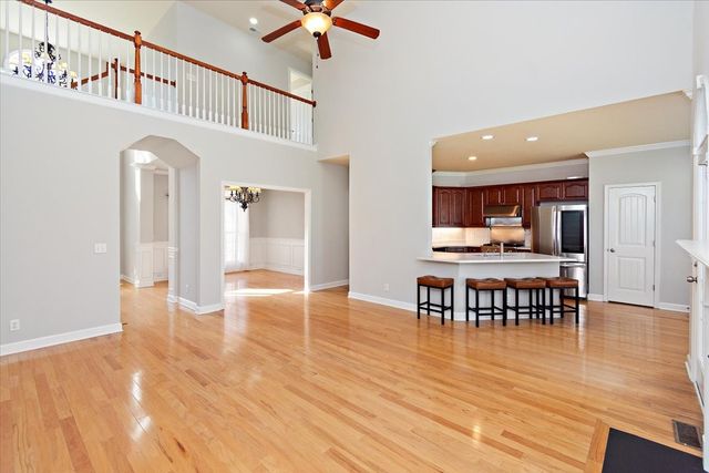 1040 Pittman Dr, Gallatin, TN 37066