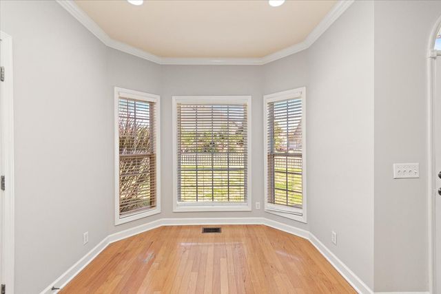 1040 Pittman Dr, Gallatin, TN 37066