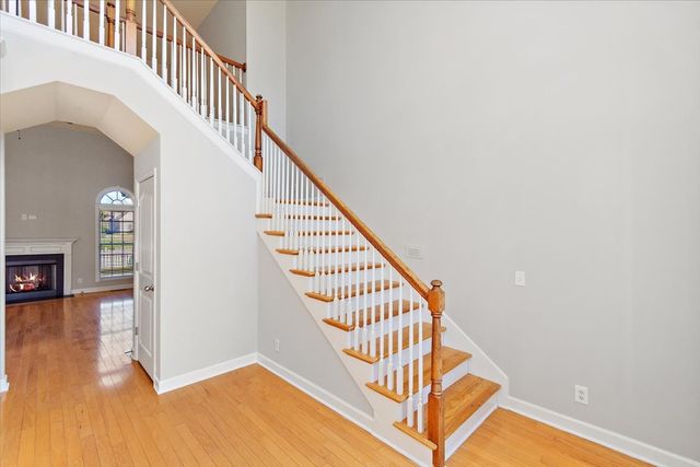 1040 Pittman Dr, Gallatin, TN 37066