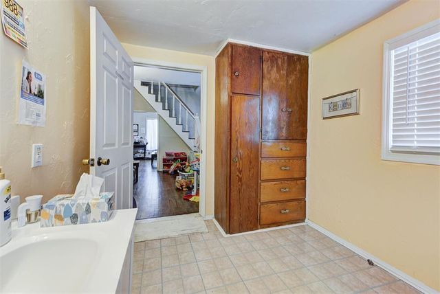 318 N Choctaw Avenue, El Reno, OK 73036