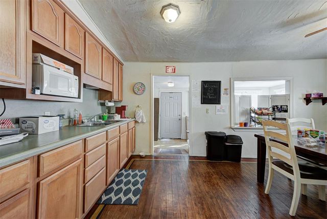 318 N Choctaw Avenue, El Reno, OK 73036