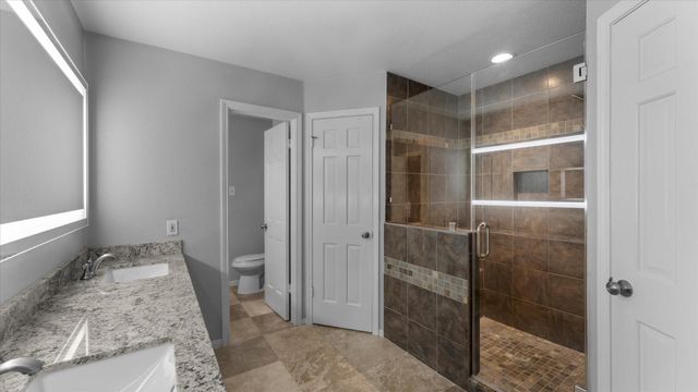 2022 Grove Lake Drive, Houston, TX 77339