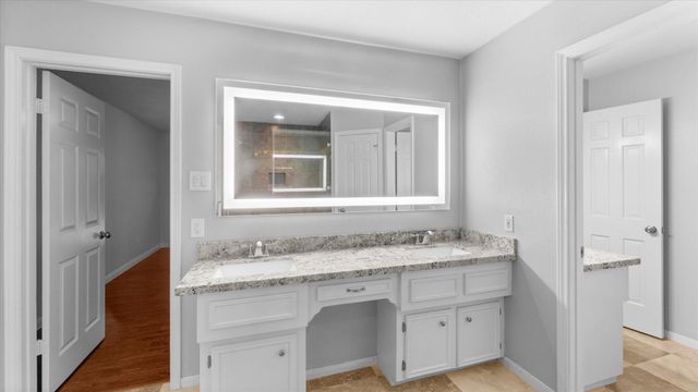 2022 Grove Lake Drive, Houston, TX 77339