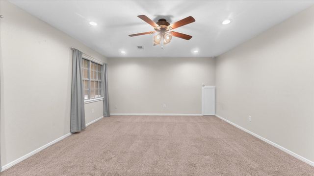 2022 Grove Lake Drive, Houston, TX 77339