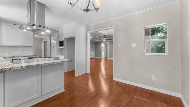 2022 Grove Lake Drive, Houston, TX 77339