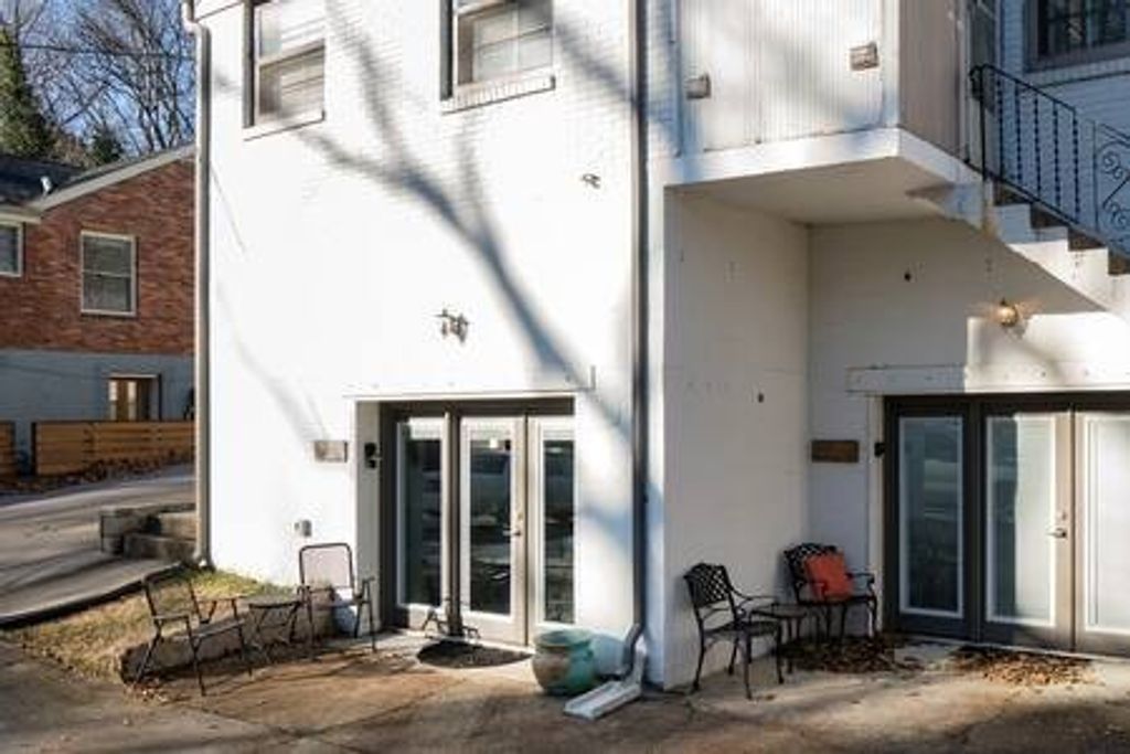 3703B Woodmont Blvd Lower, Nashville, TN 37215