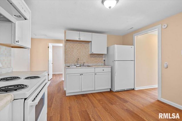 2941 HOOVER Street, Springfield, IL 62703