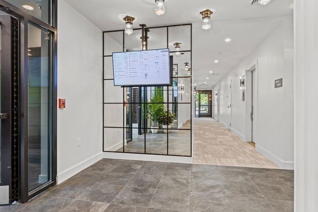 97 Elmwood St 211, Cambridge, MA 02140