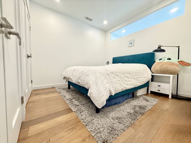 97 Elmwood St 211, Cambridge, MA 02140