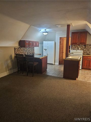 530 West Ferry Street N, Buffalo, NY 14222