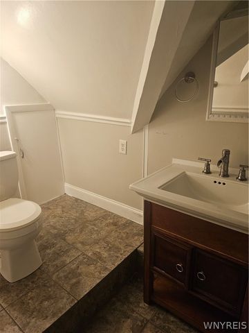 530 West Ferry Street N, Buffalo, NY 14222