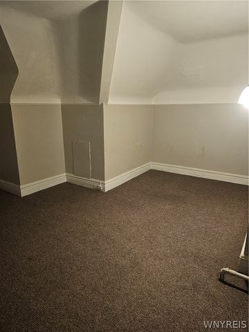 530 West Ferry Street N, Buffalo, NY 14222