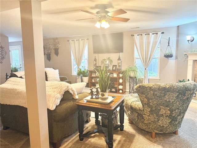 2128 Alder Street, Leavenworth, KS 66048