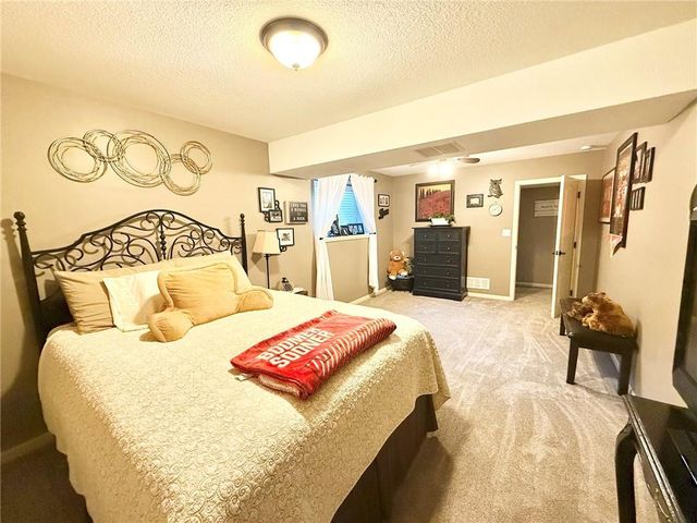 2128 Alder Street, Leavenworth, KS 66048
