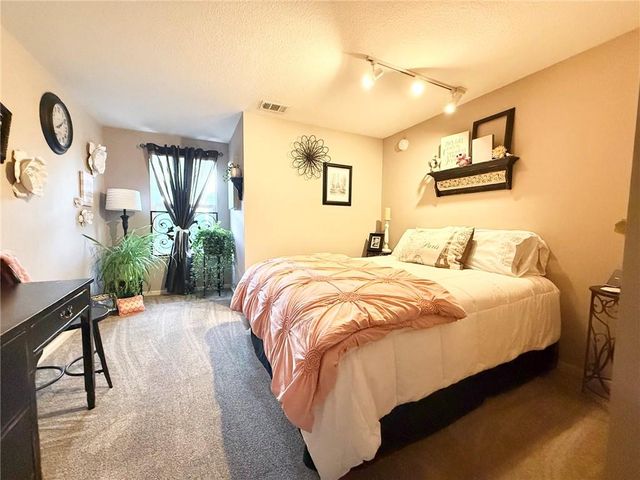2128 Alder Street, Leavenworth, KS 66048