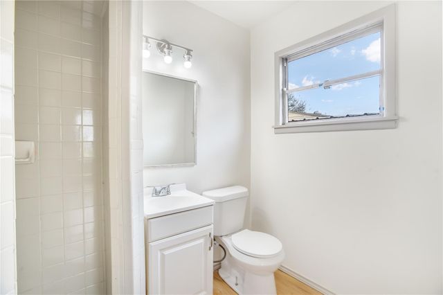 1244 E Morningside Drive, Fort Worth, TX 76104