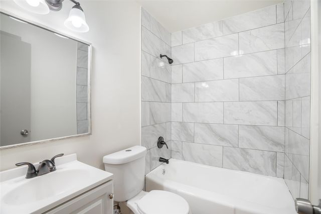 1244 E Morningside Drive, Fort Worth, TX 76104