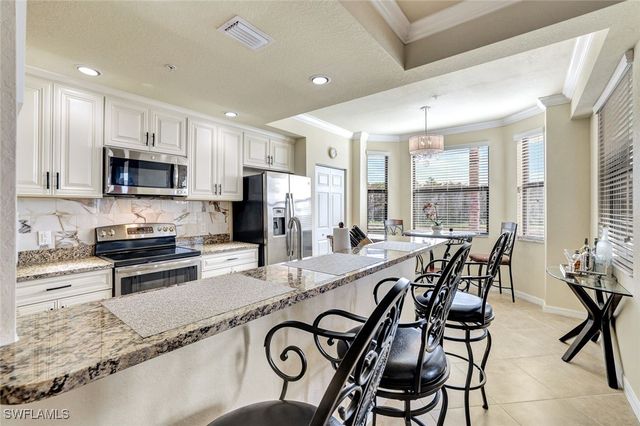 9554 Trevi CT 4726, Naples, FL 34113