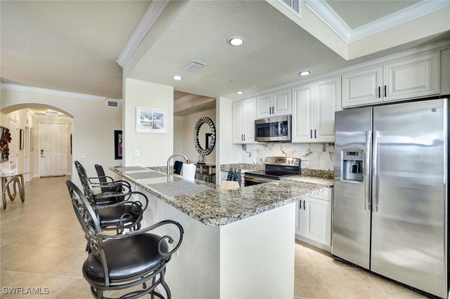 9554 Trevi CT 4726, Naples, FL 34113