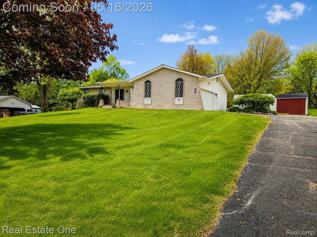 2553 Bullard Road, Hartland Township, MI 48353