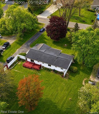 2553 Bullard Road, Hartland Township, MI 48353