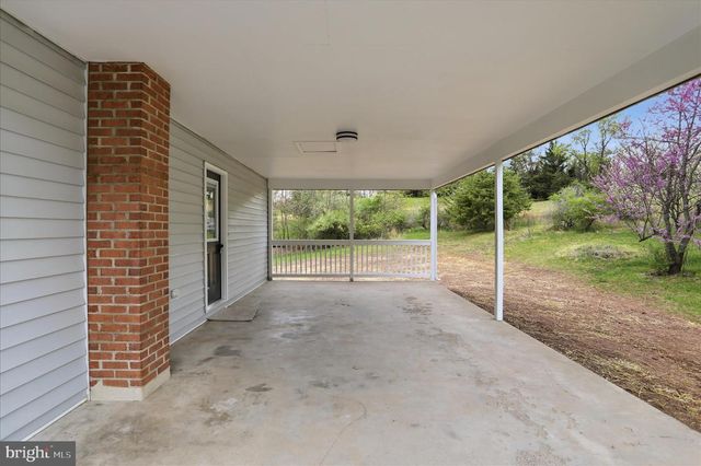 381 MELLON EAST RD, Hedgesville, WV 25427