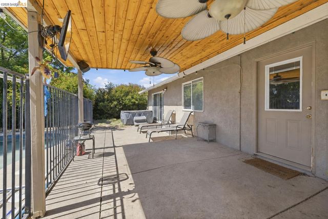 17522 Wild Oak Dr, Jamestown, CA 95327